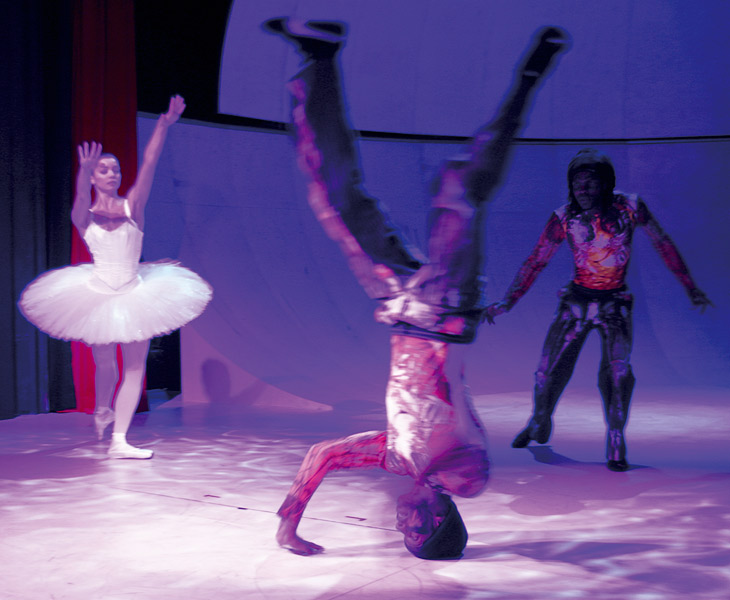The Nutcracker, Nøddeknækkeren at Aveny-T, 2003, photo: Hansen-Hansen.com