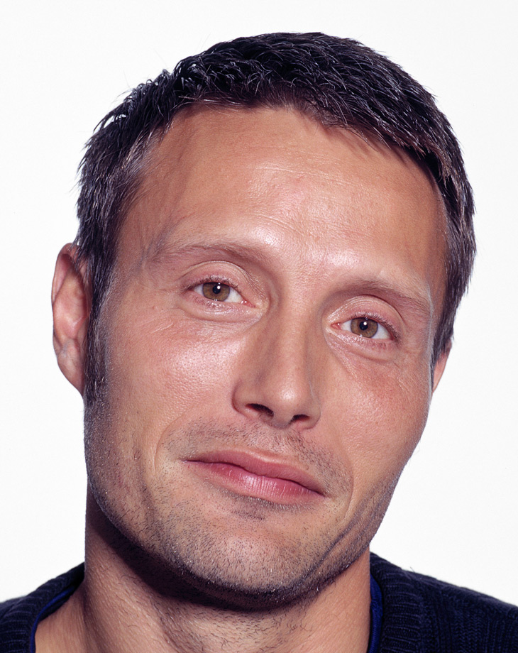 Danish actor Mads Mikkelsen photographed by Hansen-Hansen.com, 2001