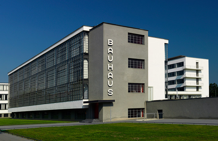 Bauhaus photographed by Hansen-Hansen.com, 2009